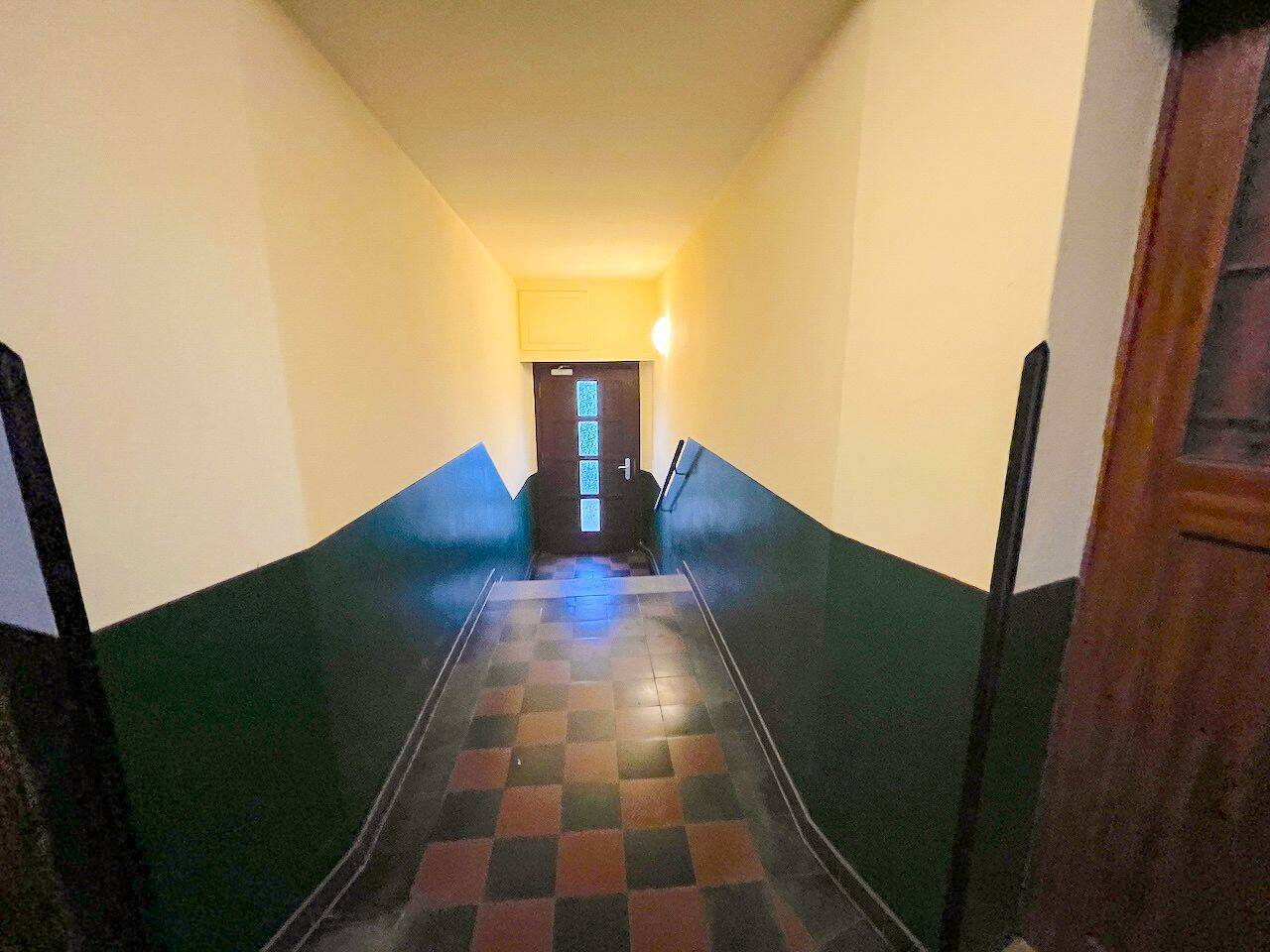 Property thumbnail 6