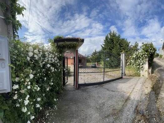 Einfamilienhaus zum Kauf 490.000 € 7 Zimmer 290 m² 13.000 m² Grundstück Potenza 85021