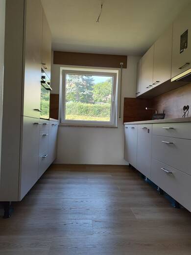 Wohnung zur Miete 800 € 4 Zimmer 81 m² Geschoss 1/2 frei ab 01.08.2025 Niederstetten Niederstetten 97996