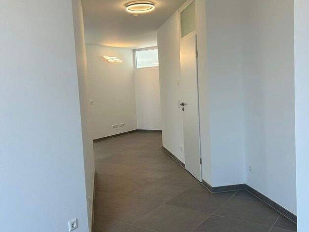 Penthouse zur Miete - Erstbezug 2.200 € 3 Zimmer 140 m² 3. Geschoss Kellereistr 4 Bockenheim 67278