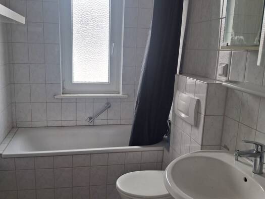 Wohnung zur Miete 450 € 3 Zimmer 60,5 m² frei ab sofort Geestemünde Bremerhaven 27570