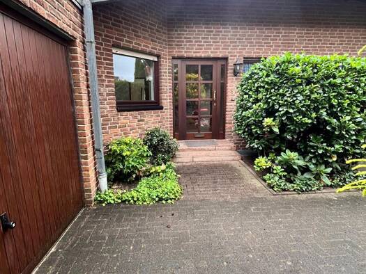 Reihenendhaus zur Miete 1.400 € 4 Zimmer 130 m² 225 m² Grundstück frei ab 01.11.2026 Kernstadt Paderborn 33102
