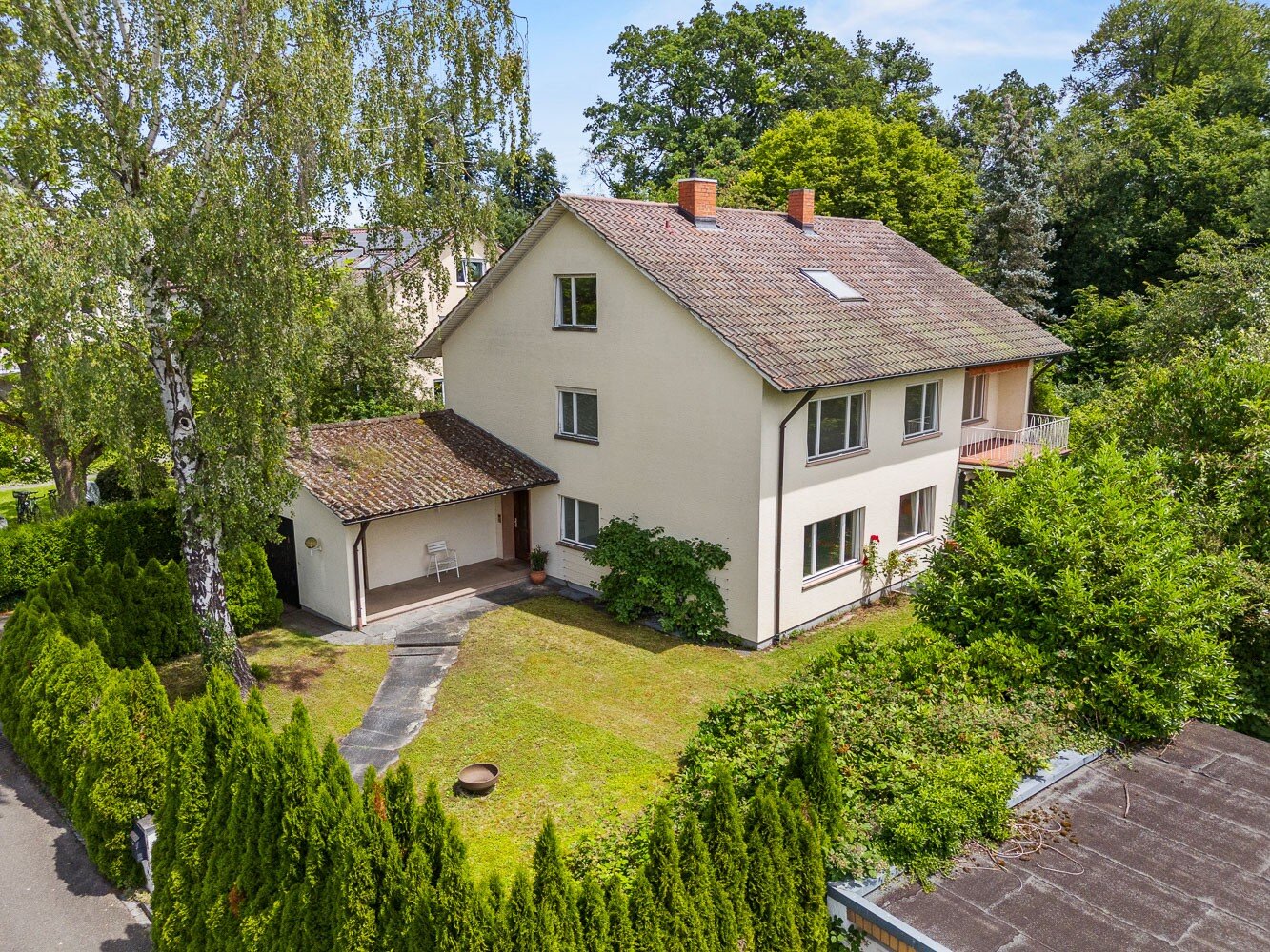 Mehrfamilienhaus zum Kauf 1.890.000 € 275 m²<br/>Wohnfläche 1.203 m²<br/>Grundstück Petershausen-Ost Konstanz 78464