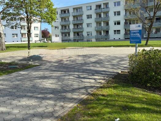 Außenstellplatz zur Miete 20 € Memeler Str. 1 Elmshorn 25335