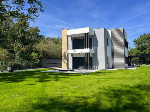 Einfamilienhaus zum Kauf - Erstbezug 1.100.000 € 5 Zimmer 219 m² 843 m² Grundstück Humbold 4 Dölau West 06120