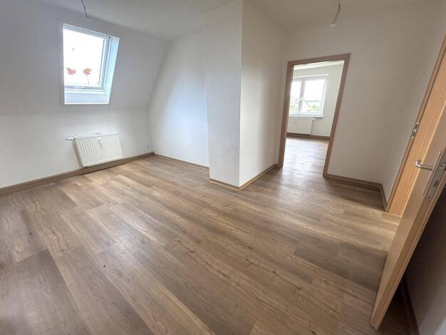 Wohnung zur Miete 495 € 3,5 Zimmer 64 m² 3. Geschoss Niederalbertsdorf Langenbernsdorf 08428