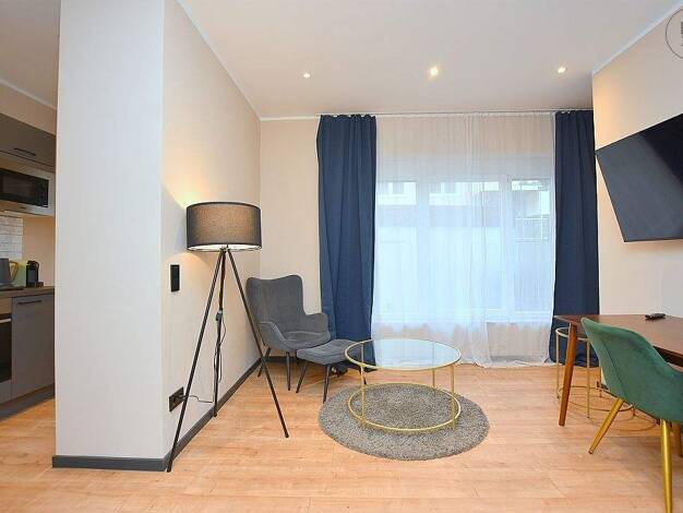 Wohnung zur Miete Wohnen auf Zeit 1.150 € 1 Zimmer 30 m² frei ab sofort Süd Stuttgart 70178