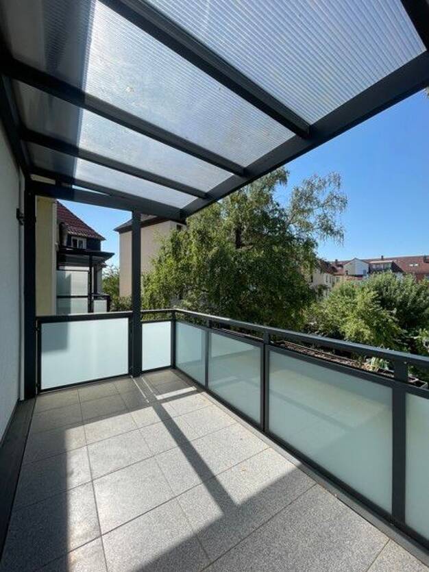 Wohnung zur Miete 455 € 2 Zimmer 53,5 m² 1. Geschoss frei ab 07.08.2025 Bahnstraße 18 Nordvorstadt Weimar 99423