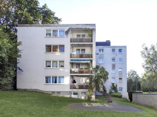 Wohnung zur Miete 249 € 4 Zimmer 83,9 m² 1. Geschoss frei ab 26.11.2025 Hofbachstraße 79 Geisweid Siegen 57078