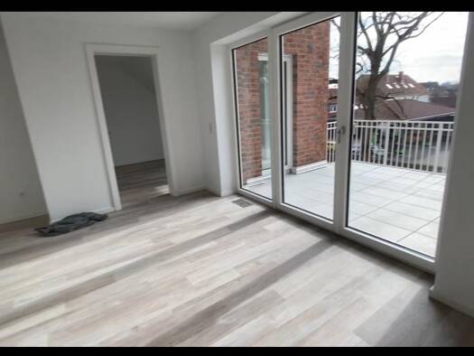 Maisonette zur Miete 1.390 € 3,5 Zimmer 120 m² Geschoss EG/2 frei ab sofort Engelbostel Langenhagen 30855