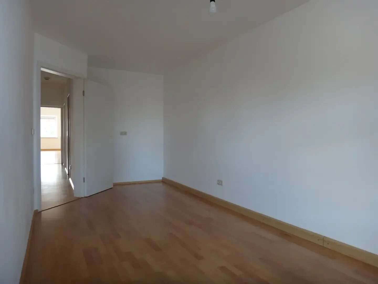 Wohnung zum Kauf provisionsfrei 156.000 € 3,5 Zimmer 103 m²<br/>Wohnfläche ab sofort<br/>Verfügbarkeit Unterer Marktplatz 16 Dorfen Dorfen 84405