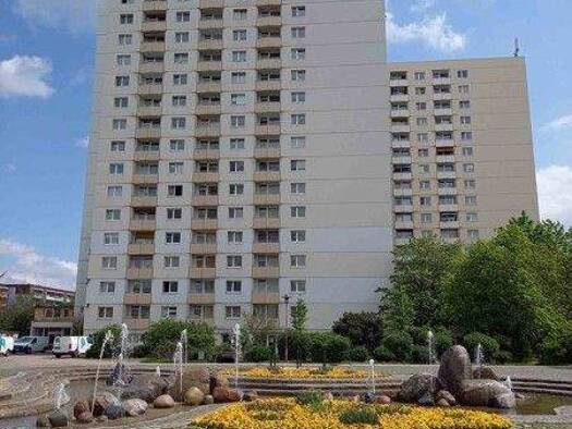 Studio zur Miete 210 € 1 Zimmer 26,9 m² 13. Geschoss frei ab 01.05.2026 Rosenbergstr. 12 Gruna Dresden 01277