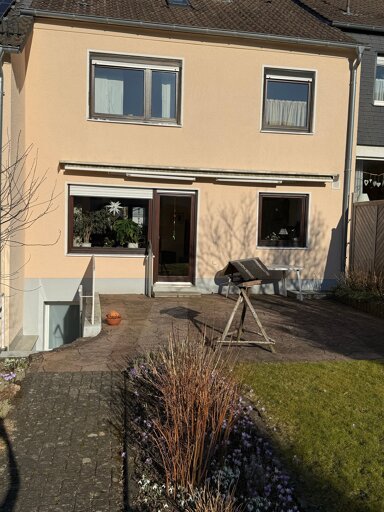 Reihenmittelhaus zur Miete 1.300 € 5 Zimmer 100 m² 303 m² Grundstück Seelbach Siegen 57072