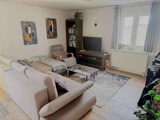 Wohnung zur Miete 640 € 2,5 Zimmer 70 m² EG Rodacher Straße 18 Coburg 96450