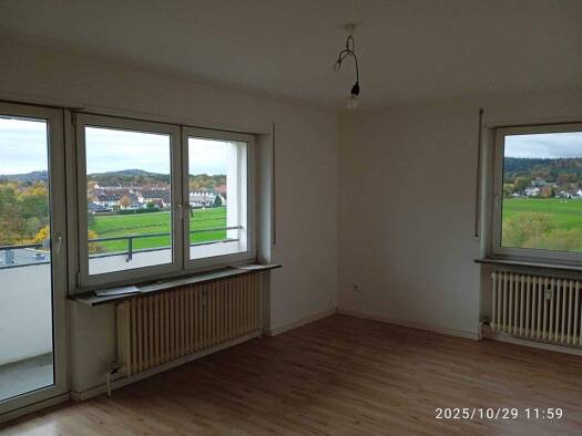 Wohnung zur Miete 480 € 3 Zimmer 75,5 m² 6. Geschoss Neustadt Neustadt bei Coburg 96465