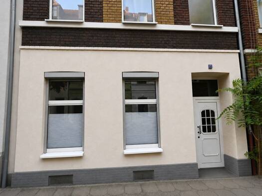 Wohnung zum Kauf 330.000 € 2 Zimmer 57,3 m² frei ab sofort Nippes Köln 50733