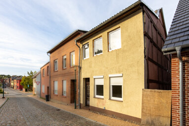 Einfamilienhaus zum Kauf 49.000 € 4 Zimmer 80 m² 92 m² Grundstück Crivitz Crivitz 19089