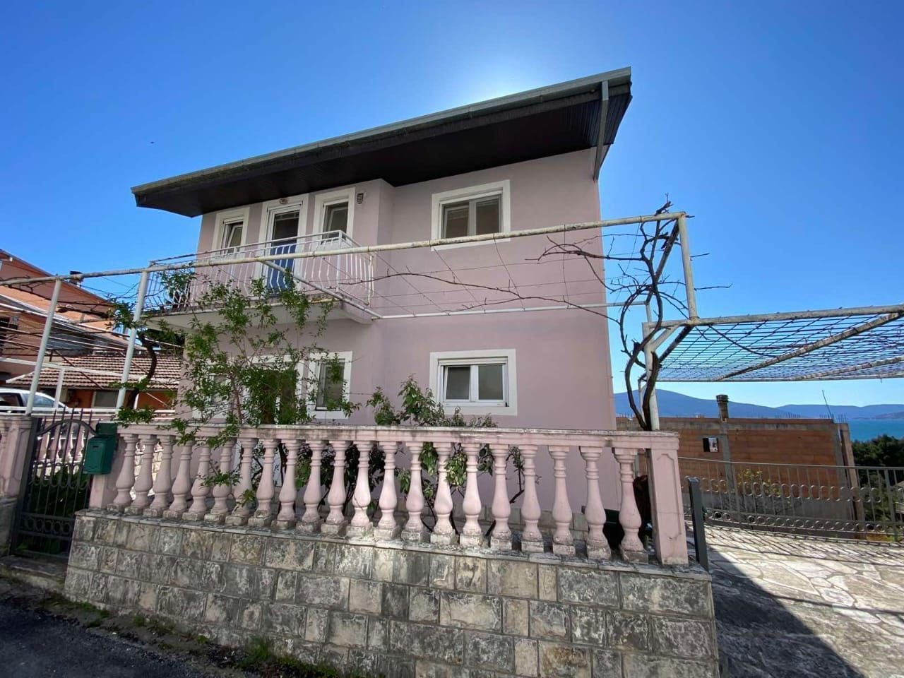 Haus zum Kauf provisionsfrei 420.000 € 6 Zimmer 180 m²<br/>Wohnfläche 363 m²<br/>Grundstück Tivat