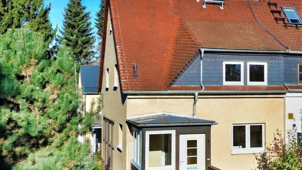 Doppelhaushälfte zum Kauf 116.500 € 4 Zimmer 106,4 m² 680 m² Grundstück frei ab sofort Eckartsberg 02763