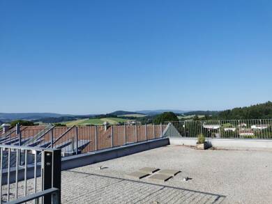 Wohnung zur Miete 1.065 € 3 Zimmer 104 m² Geschoss 3/3 frei ab sofort Waldkirchen Waldkirchen 94065