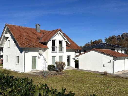 Einfamilienhaus zum Kauf 590.000 € 4 Zimmer 147 m² 711 m² Grundstück frei ab sofort Dingolfing 84130