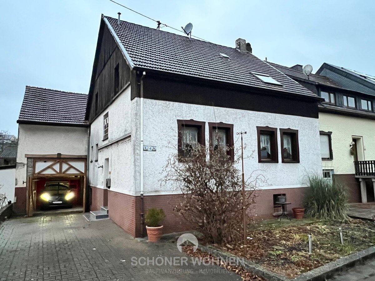 Bauernhaus zum Kauf 129.000 € 6 Zimmer 130,7 m²<br/>Wohnfläche 744 m²<br/>Grundstück Kastel Nonnweiler-Kastel 66620