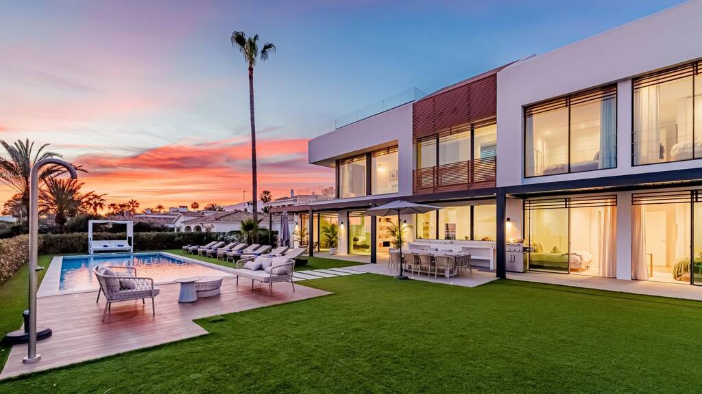 Villa zum Kauf provisionsfrei 6.300.000 € 6 Zimmer 552 m² 1.005 m² Grundstück Estepona 29680