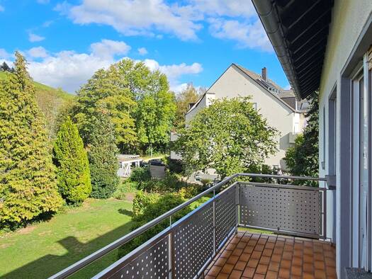 Wohnung zur Miete 800 € 2,5 Zimmer 84 m² Geschoss 1/3 frei ab sofort Olewig Trier 54295