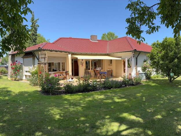 Einfamilienhaus zum Kauf 795.000 € 6 Zimmer 210 m² 1.013 m² Grundstück Hochfeld-Steinberg Schweinfurt 97422