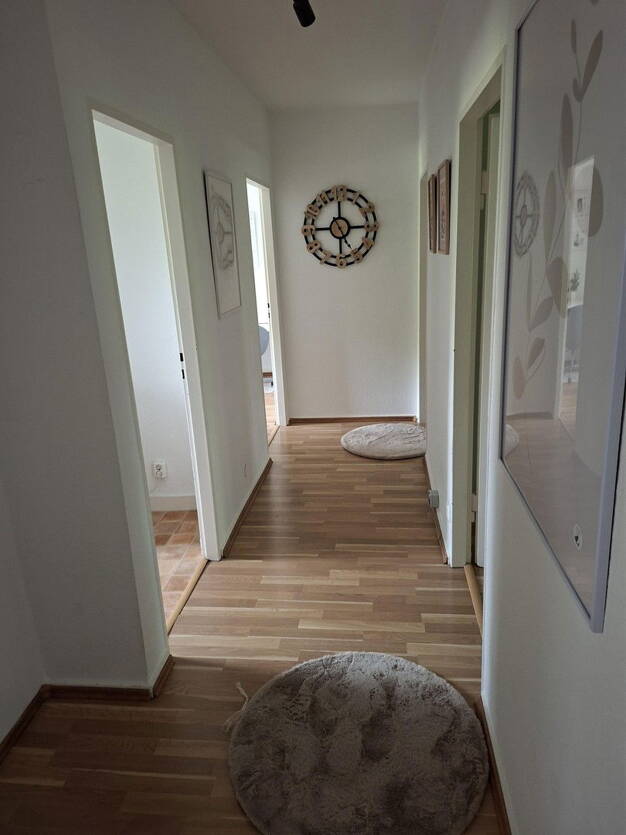 WG-Zimmer zur Miete Wohnen auf Zeit 500 € 17 m² 3. Geschoss Eckenheimer Landstraße 361 Eckenheim Frankfurt 60435
