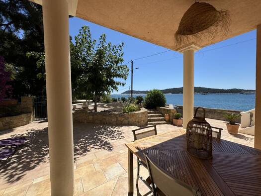 Einfamilienhaus zum Kauf 1.060.000 € 175 m² 500 m² Grundstück Lery LA SEYNE SUR MER 83500