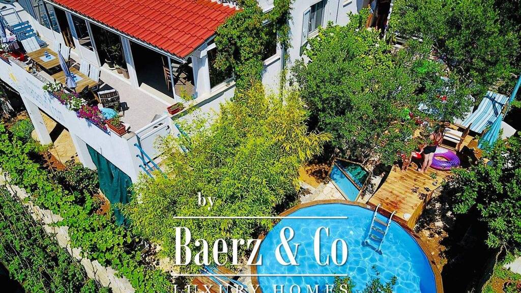 Stadthaus zum Kauf 1.500.000 € 7 Zimmer 418 m² 1.001 m² Grundstück hvar