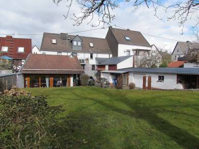 Haus zum Kauf 477.500 € 7 Zimmer 250 m² 713 m² Grundstück Offheim Limburg 65555