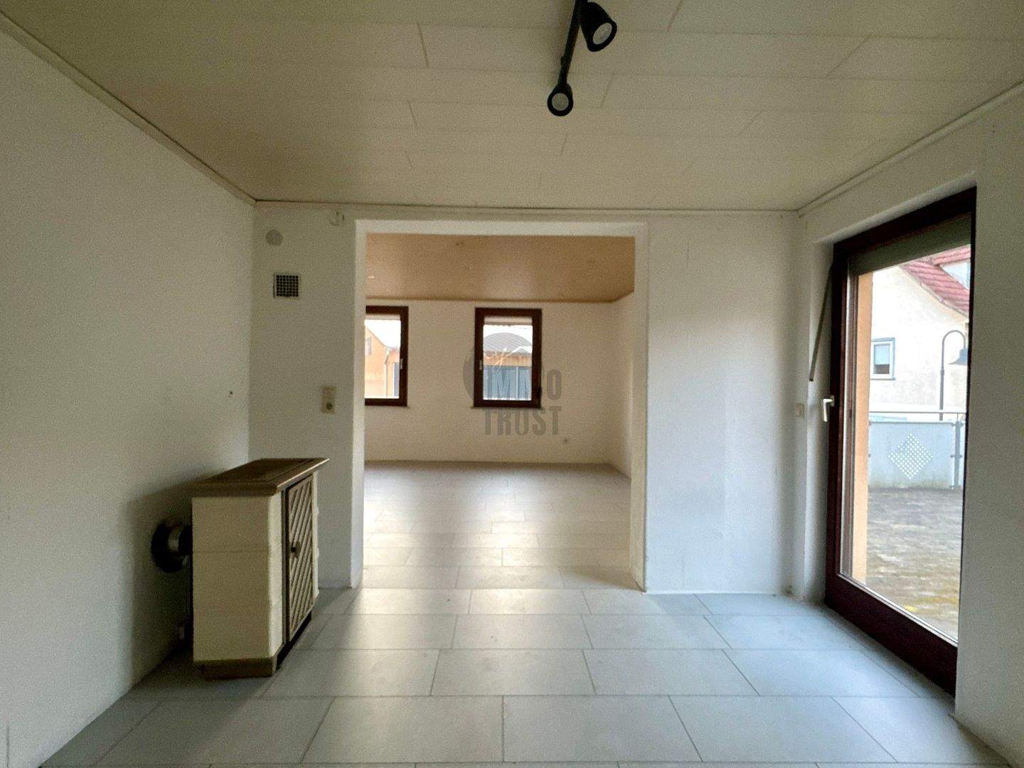 Immobilie in Wertheim - ENDLICH RAUS AUS DER MIETE - EIGENES HAUS MIT TERRASSE, BALKON UND GARAGE - Bild 0