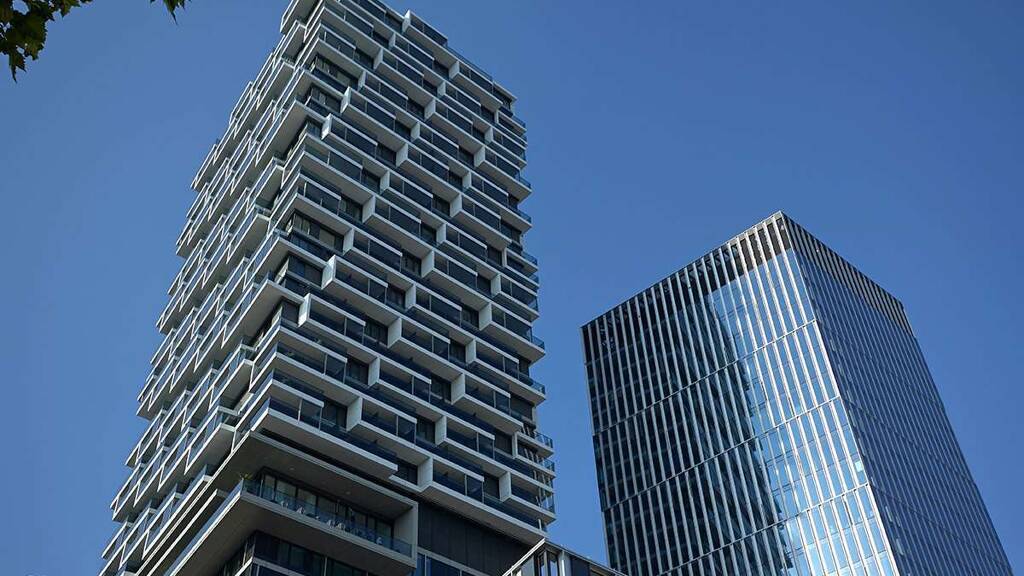 Wohnung zum Kauf 790.000 € 2 Zimmer 52 m² 31. Geschoss Senckenberganlage 15 Westend-Süd Frankfurt am Main 60325