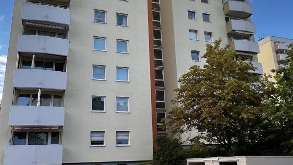 Wohnung zum Kauf provisionsfrei 215.000 € 4 Zimmer 79,8 m² Erlanger Straße 49 Nordstadt Fürth 90765