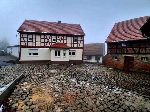 Bauernhaus zur Miete 1.000 € 4,5 Zimmer 130 m² frei ab sofort Föhlritz Brunnhartshausen 36452