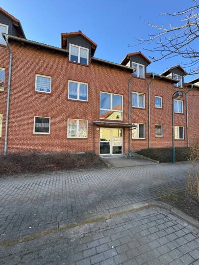 Terrassenwohnung zum Kauf 75.000 € 2 Zimmer 66 m² 1. Geschoss Halberstadt Halberstadt 38820
