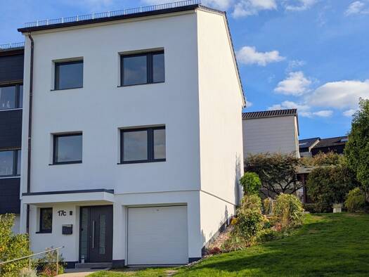 Reihenhaus zur Miete 2.200 € 6 Zimmer 154 m² 474 m² Grundstück frei ab 01.11.2026 Herbede Witten 58456