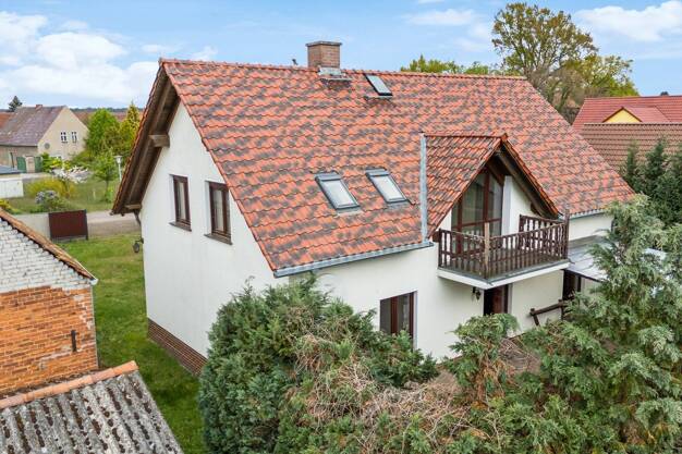 Einfamilienhaus zum Kauf 250.000 € 5 Zimmer 180 m² 4.509 m² Grundstück frei ab sofort Grassau Schönewalde 04916