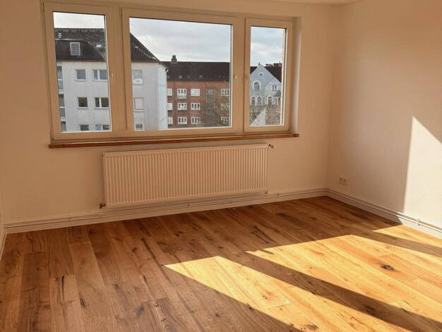 Wohnung zum Kauf provisionsfrei 395.000 € 3 Zimmer 77 m² 5. Geschoss Blücherplatz Kiel 24105