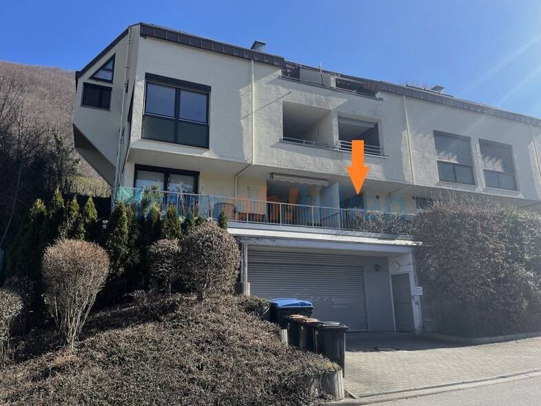 Wohnung zum Kauf 190.000 € 2 Zimmer 75,5 m² Bad Urach Bad Urach 72574
