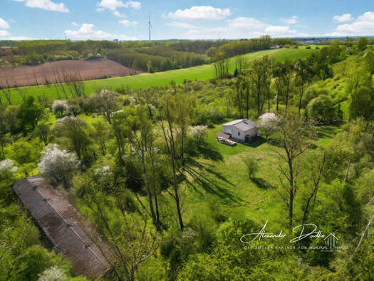 Bungalow zum Kauf 2 Zimmer 49,2 m² 10.210 m² Grundstück Hohenwarsleben 39326