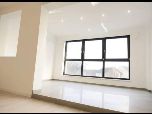 Wohnung zur Miete 1.090 € 2 Zimmer 100 m² frei ab sofort Wedel 22880