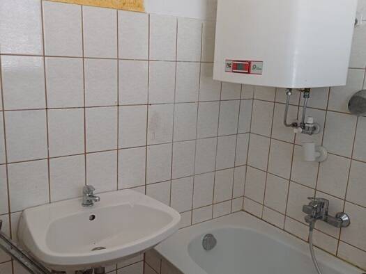 Wohnung zum Kauf 66.300 € 2 Zimmer 51 m² Sandgasse Knittelfeld 8720