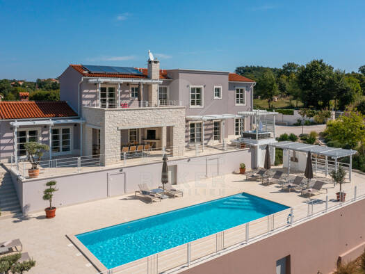 Villa zum Kauf 1.210.000 € 5 Zimmer 293 m² 2.000 m² Grundstück Režanci 52341