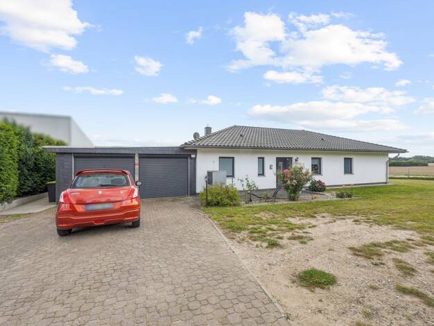 Bungalow zum Kauf 379.000 € 5 Zimmer 160 m² 2.367 m² Grundstück Klein Welzin Gottesgabe 19209