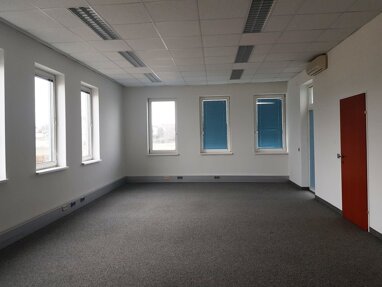 Praxis zur Miete 8.416,91 € 13 Zimmer 801,6 m² Bürofläche Stockerau 2000