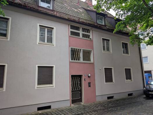 Wohnung zur Miete 486 € 1 Zimmer 27 m² 1. Geschoss frei ab sofort Nürnberg 90403