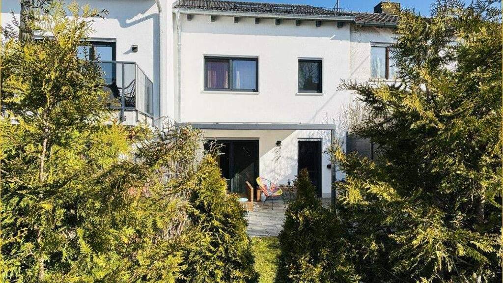 Reihenmittelhaus zur Miete 2.190 € 4 Zimmer 124 m² 130 m² Grundstück frei ab 01.06.2026 Wörth 85457